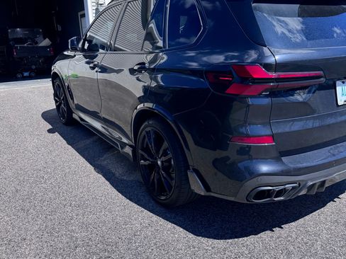 Used 2025 BMW X5 M60i w/ Executive Package image 12