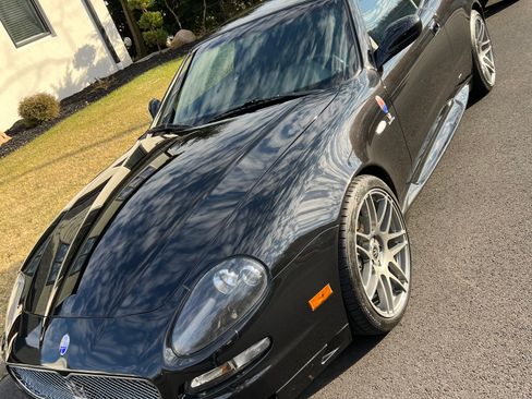 Used 2005 Maserati GranSport Coupe image 2