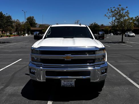 Used 2015 Chevrolet Silverado 2500 LTZ w/ Duramax Plus Package AWD/4WD image 4