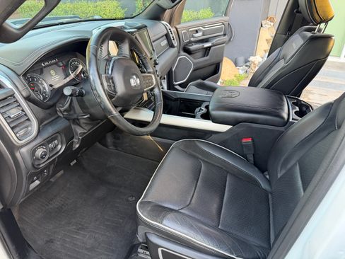 Used 2019 RAM 1500 Laramie image 9