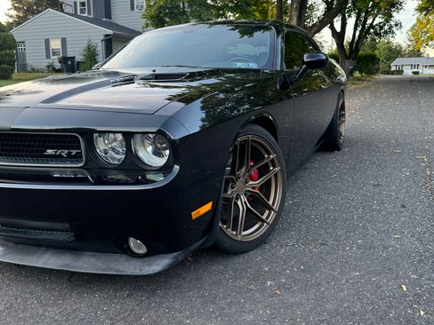 Used 2010 Dodge Challenger SRT8 w/ SRT Option Group II image 14