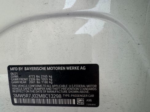 Used 2021 BMW 330i xDrive Sedan w/ Premium Package AWD/4WD image 6