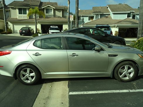 Used 2014 Kia Optima LX image 11