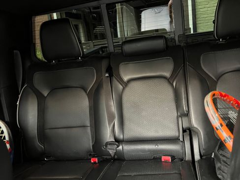 Used 2020 RAM 1500 Laramie w/ Sport Appearance Package image 10