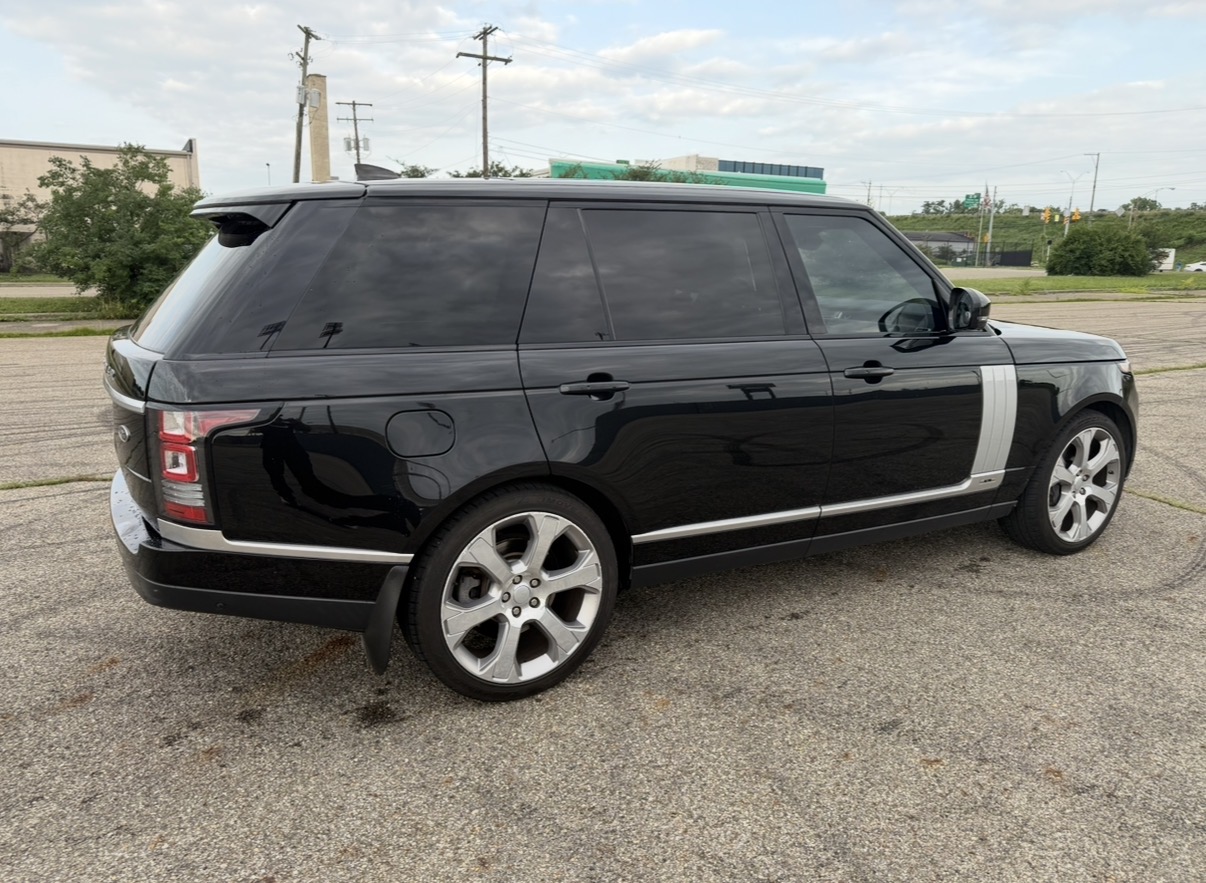 Used 2017 Land Rover Range Rover Long Wheelbase Supercharged AWD/4WD image 5