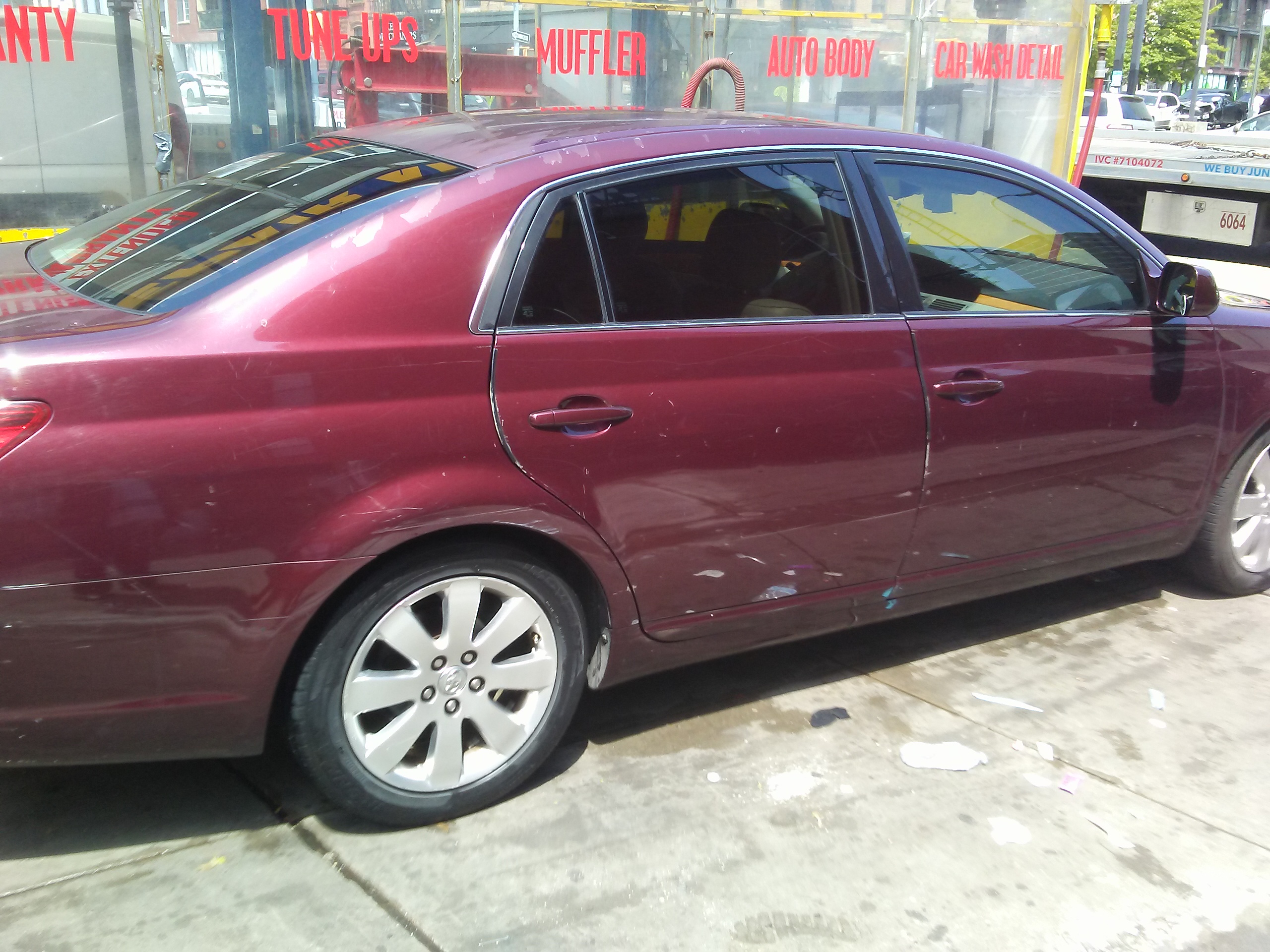 Used 2007 Toyota Avalon XLS FWD image 6
