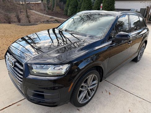 Used 2017 Audi Q7 3.0T Prestige image 1