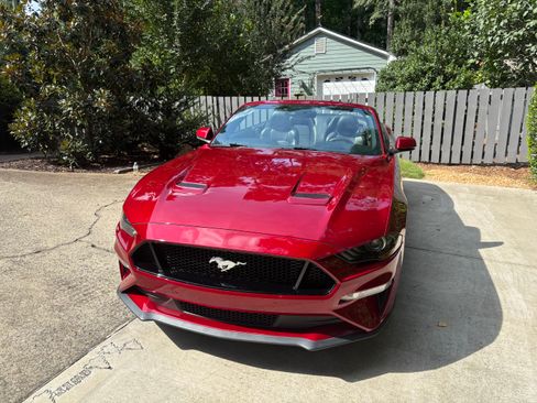 Used 2018 Ford Mustang GT Premium w/ Safe & Smart Package RWD image 2