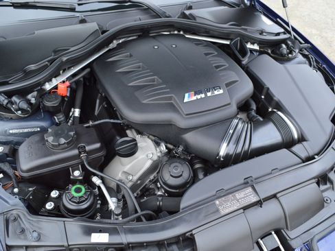 Used 2011 BMW M3 Coupe image 17