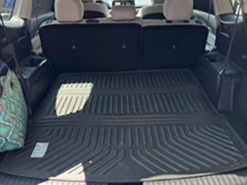 Used 2020 Kia Telluride EX w/ Towing Package FWD image 11