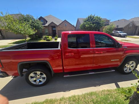 Used 2015 GMC Sierra 1500 SLE w/ SLE Value Package AWD/4WD image 5