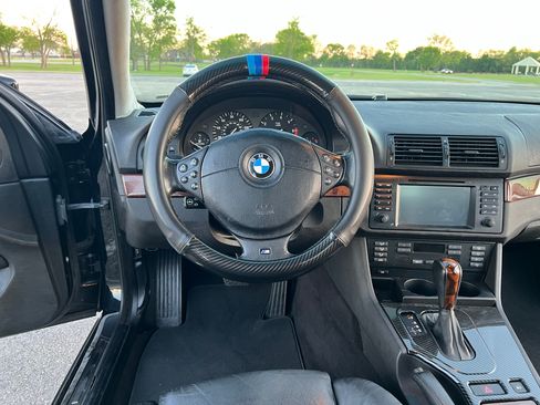 Used 2001 BMW 540i Sedan image 8