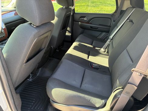Used 2013 Chevrolet Tahoe LS w/ Convenience Package image 8