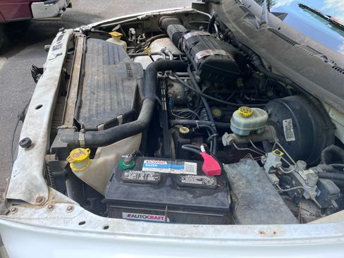 Used 2001 Dodge Ram 1500 Truck 2WD Quad Cab image 9