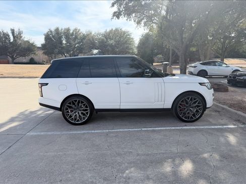 Used 2017 Land Rover Range Rover Supercharged AWD/4WD image 12