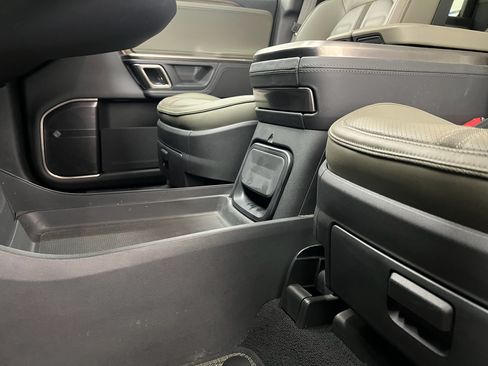 Used 2024 Rivian R1S Launch Edition AWD/4WD image 4