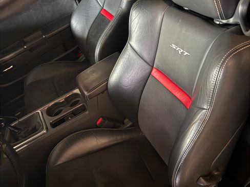Used 2009 Dodge Challenger SRT8 w/ SRT Option Group II RWD image 11
