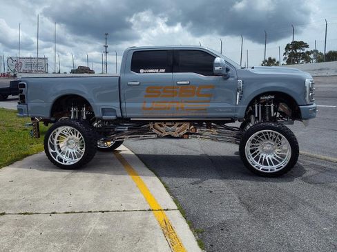 Used 2024 Ford F250 Limited w/ FX4 Off-Road Package image 20