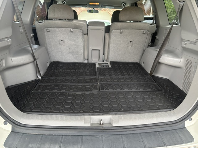 Used 2013 Toyota Highlander Plus AWD/4WD image 10