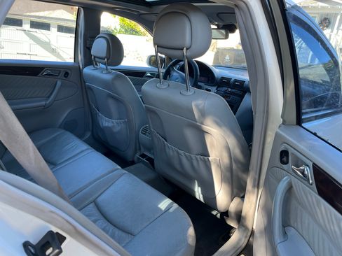 Used 2003 Mercedes-Benz C 320 Wagon image 12