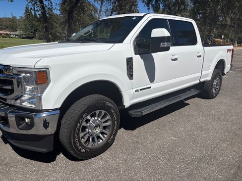 Used 2022 Ford F250 Lariat w/ Lariat Value Package AWD/4WD image 10