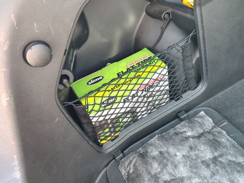 Used 2017 Chevrolet Volt LT w/ Comfort Package image 26