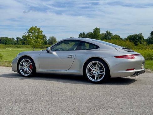 Used 2013 Porsche 911 Carrera 4S AWD/4WD image 4