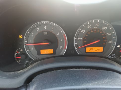 Used 2010 Toyota Corolla S image 6