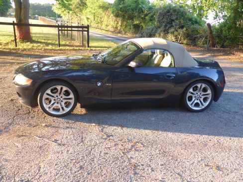 Used 2003 BMW Z4 3.0i RWD image 5