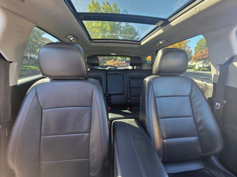 Used 2018 GMC Terrain SLT w/ Infotainment Package II image 8