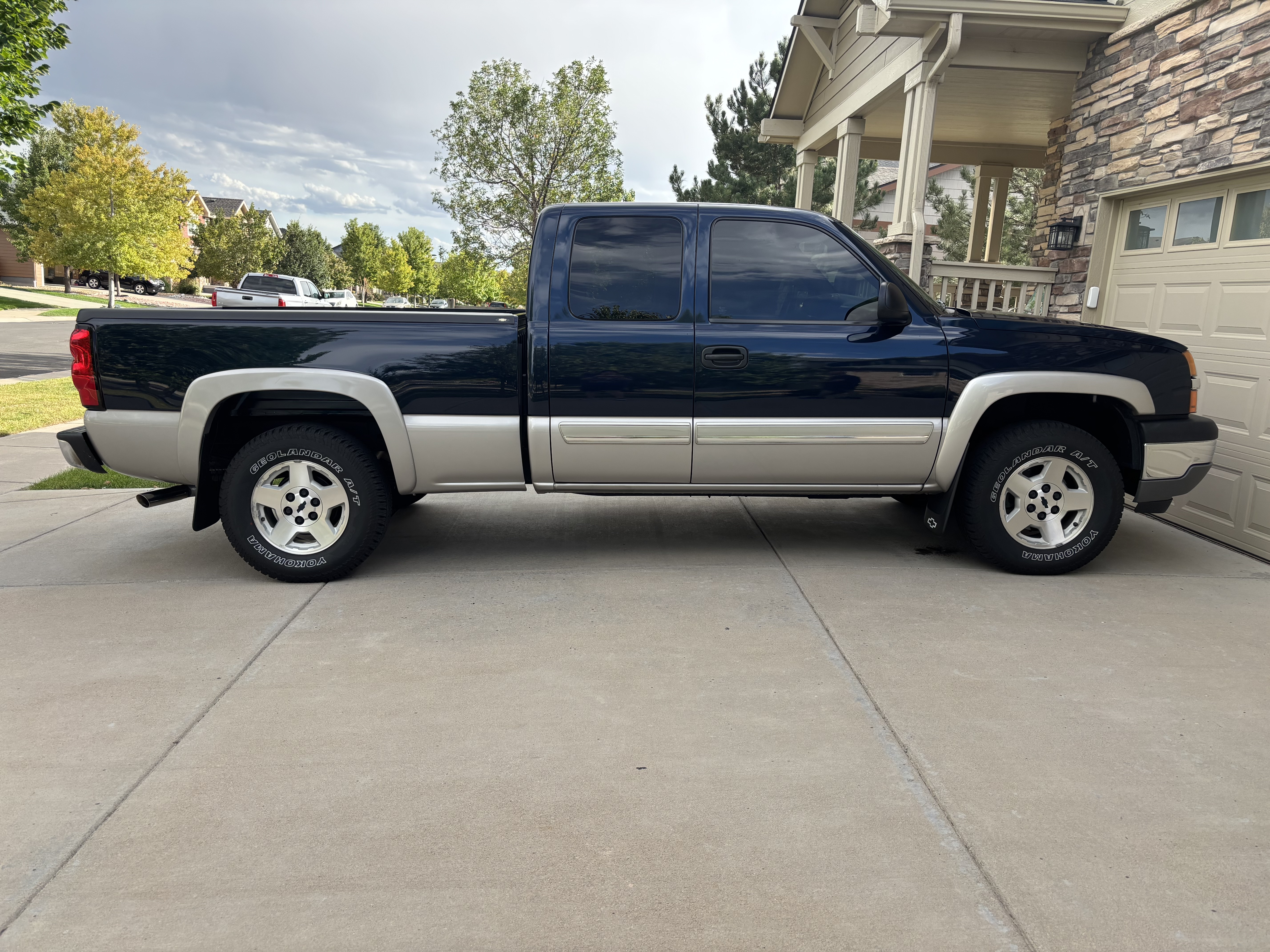 Used 2005 Chevrolet Silverado 1500 4x4 Extended Cab w/ Light Duty Power Package image 5