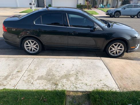 Used 2011 Ford Fusion SEL w/ 302A Rapid Spec Order Code image 8