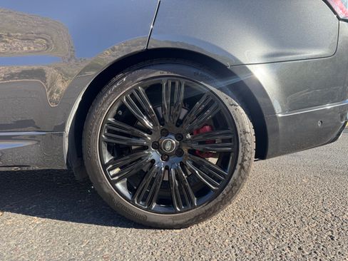 Used 2019 Land Rover Range Rover Sport Supercharged AWD/4WD image 18