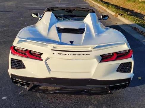 Used 2023 Chevrolet Corvette Stingray Premium Conv w/ Z51 Performance Package image 11