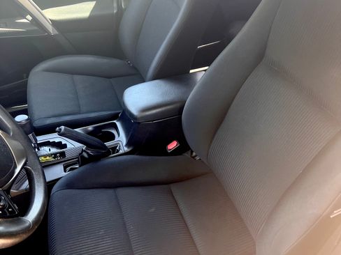 Used 2015 Toyota RAV4 LE image 12