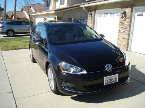 Used 2015 Volkswagen Golf TDI SE image 5