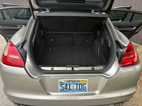 Used 2010 Porsche Panamera 4S image 6