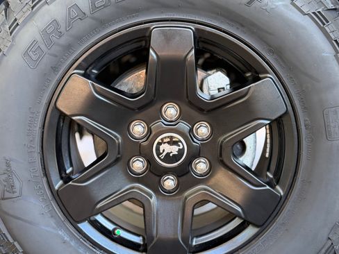 Used 2024 Ford Bronco Black Diamond AWD/4WD image 20
