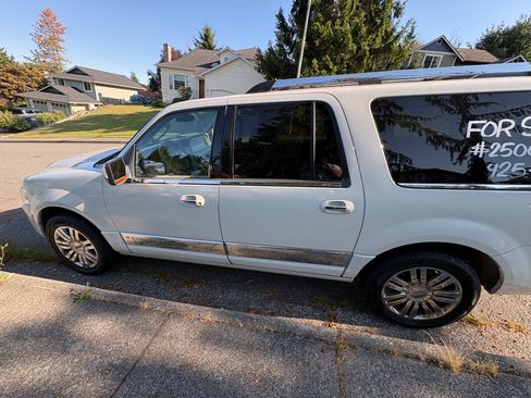 Used 2008 Lincoln Navigator L 4WD image 5