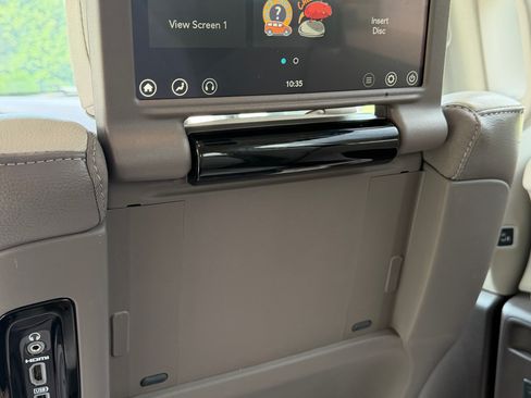 Used 2017 Chrysler Pacifica Touring-L Plus FWD image 27