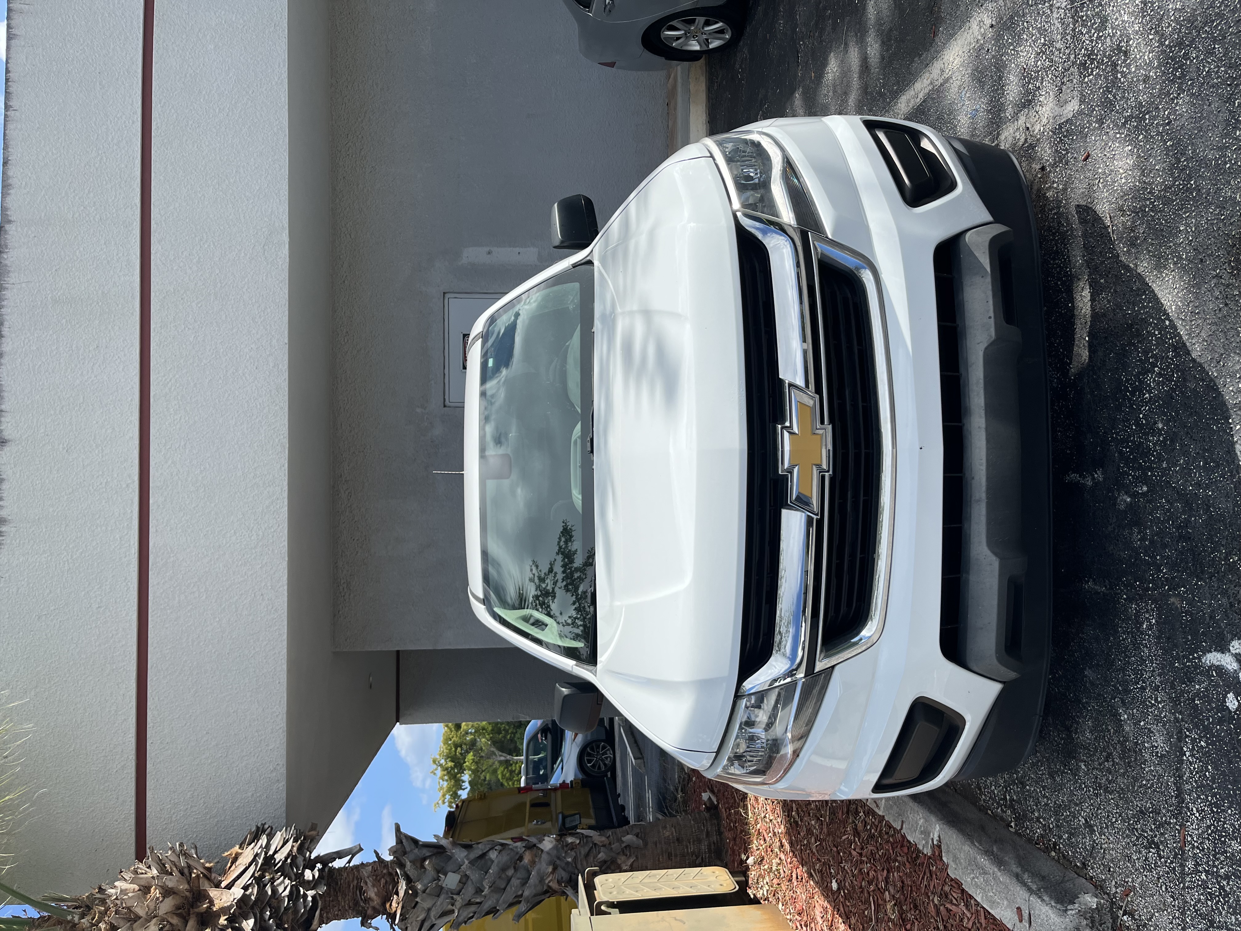 Used 2017 Chevrolet Colorado W/T RWD image 1