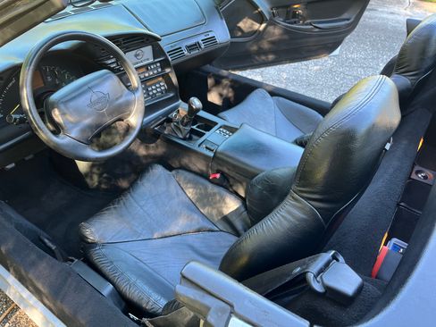 Used 1996 Chevrolet Corvette Convertible image 5