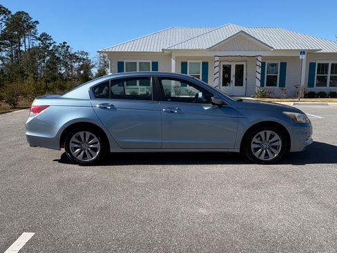 Used 2011 Honda Accord EX-L image 6