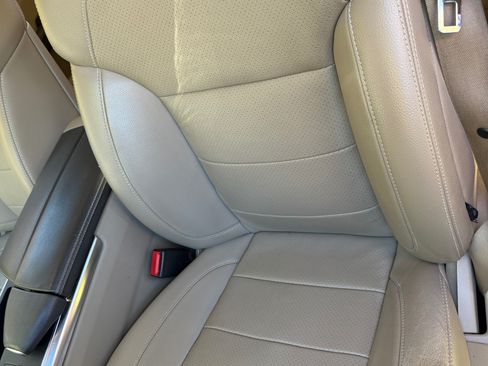 Used 2014 Mercedes-Benz ML 350 ML 350 4MATIC Sport Utility 4D image 8