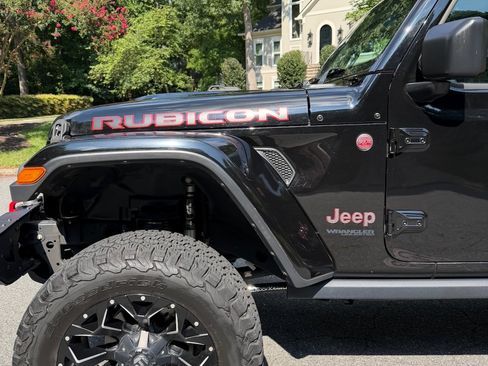 Used 2018 Jeep Wrangler Unlimited Rubicon AWD/4WD image 15