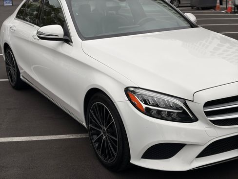 Used 2019 Mercedes-Benz C 300 Sedan image 2