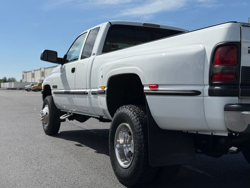 Used 1999 Dodge Ram 3500 Truck 4x4 Quad Cab image 32
