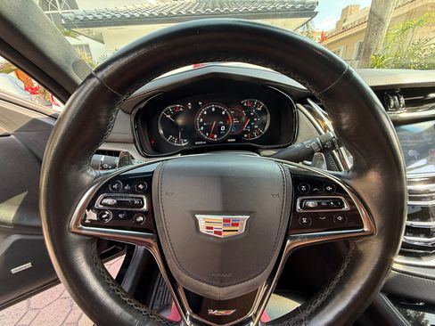Used 2017 Cadillac CTS V w/ Luxury Package RWD image 5