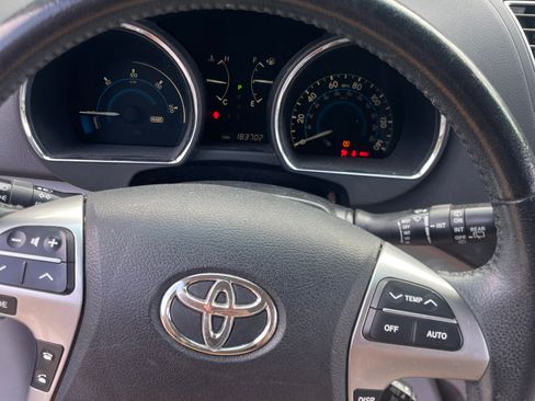 Used 2012 Toyota Highlander Limited AWD/4WD image 11