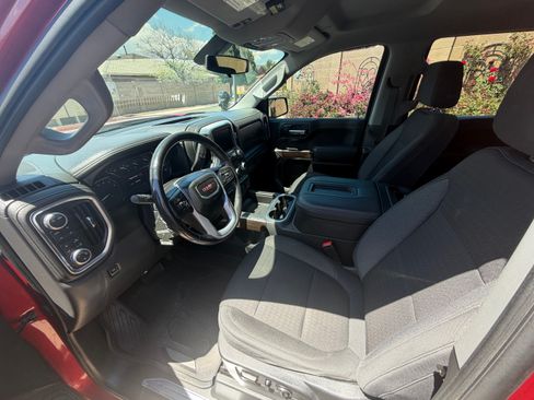 Used 2021 GMC Sierra 1500 Elevation w/ X31 Off-Road Package AWD/4WD image 8